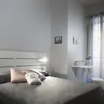 La Casa Di Alje בית הארחה